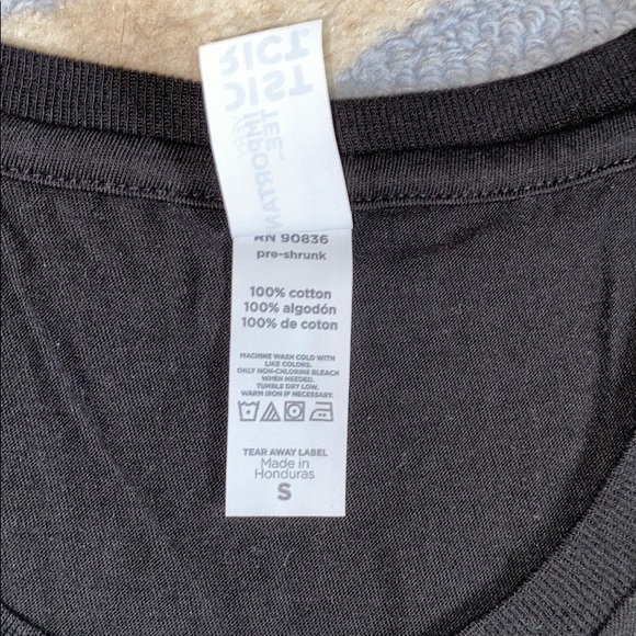 Emblem3 Muscle Tee - Picture 3 of 3